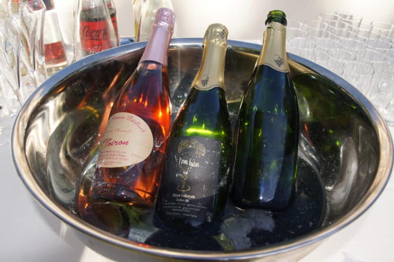 Boissons fraîches prêtes pour réception par Ducastel Traiteur en Normandie
